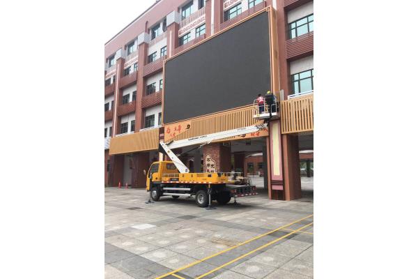 江门广告牌清洗高空车出租云梯车租赁登高车租赁  高空作业车  路灯车