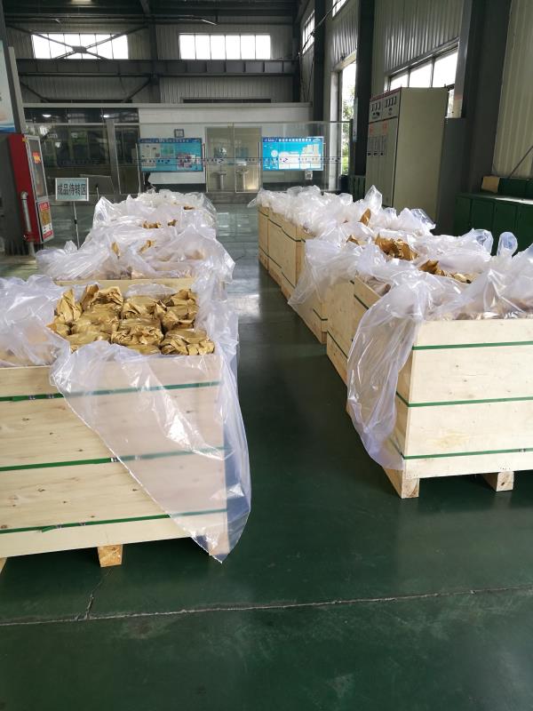 青岛锦德包装专业生产各种气相防锈产品  气相防锈纸  气相防锈膜  气相防锈袋