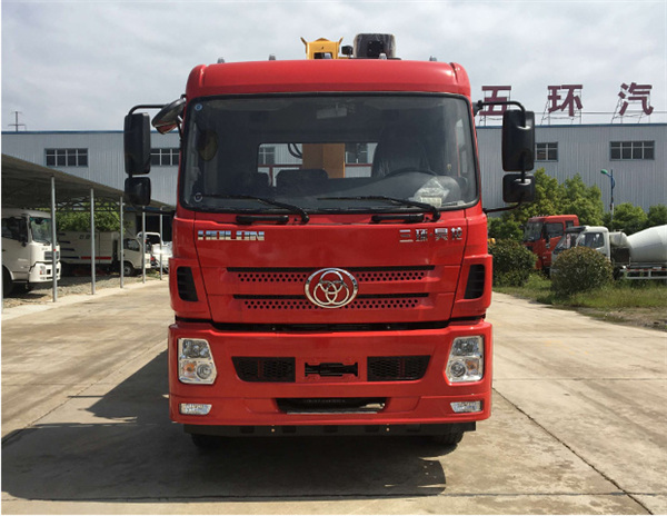 淄博欧曼3吨起重机运输车价格