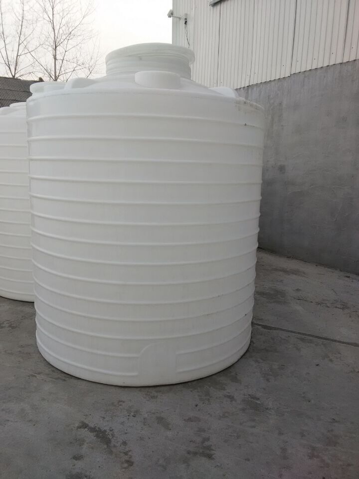 威海5T塑料桶  5吨塑料桶  5T水塔