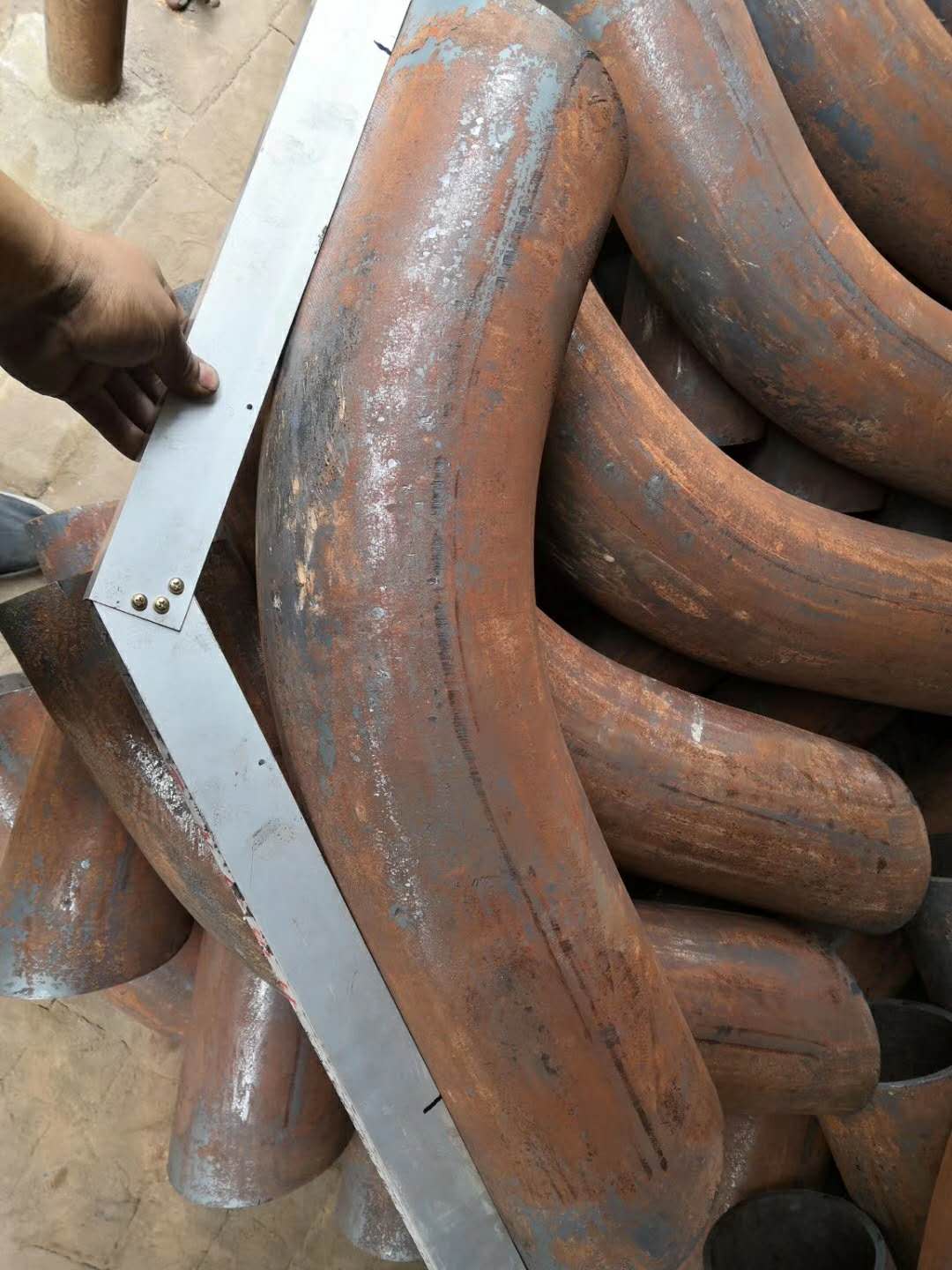 对焊碳钢弯头1420*12-90度弯头生产厂家  对焊碳钢弯头厂家  探伤对焊弯头