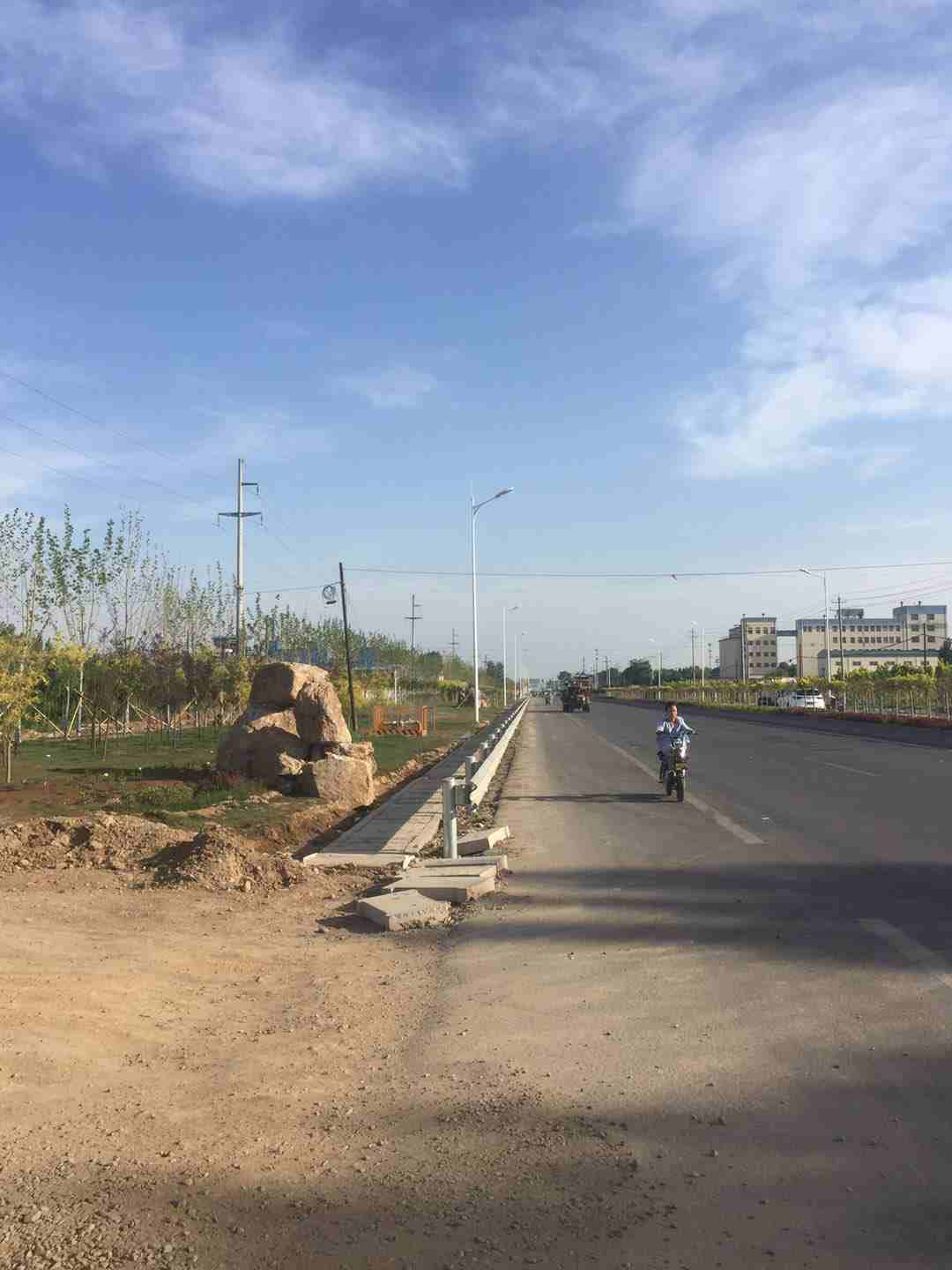 铁西区院内太阳能路灯厂家速发货--楷举照明