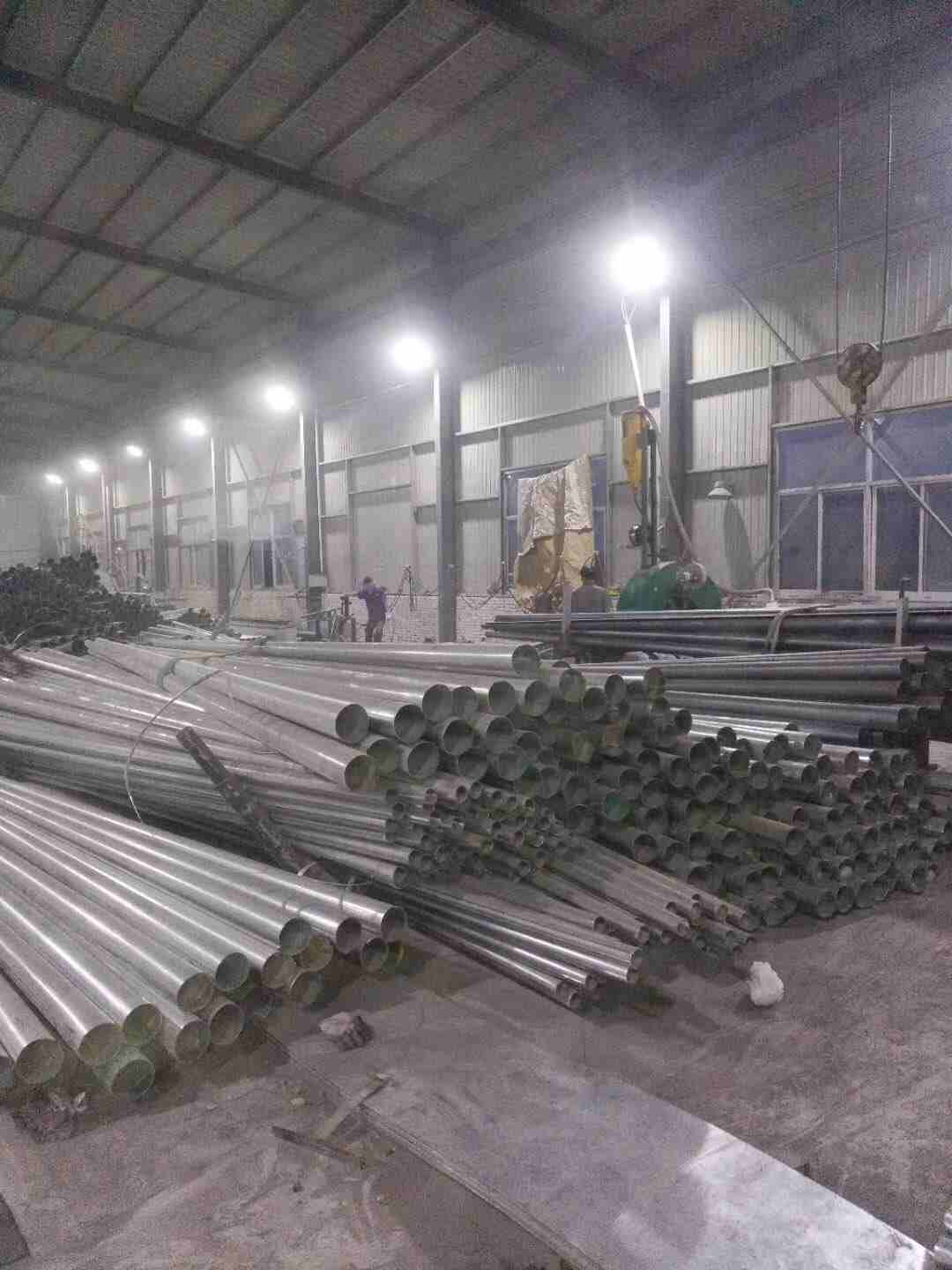 卧龙太阳能路灯--厂家送货上门