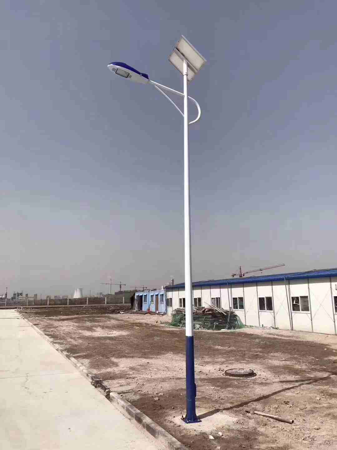 东乡族自治县院内太阳能路灯快递送货--楷举照明