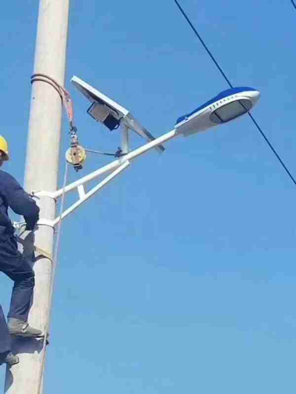 峰峰矿区家用壁挂太阳能路灯童叟无欺--楷举照明