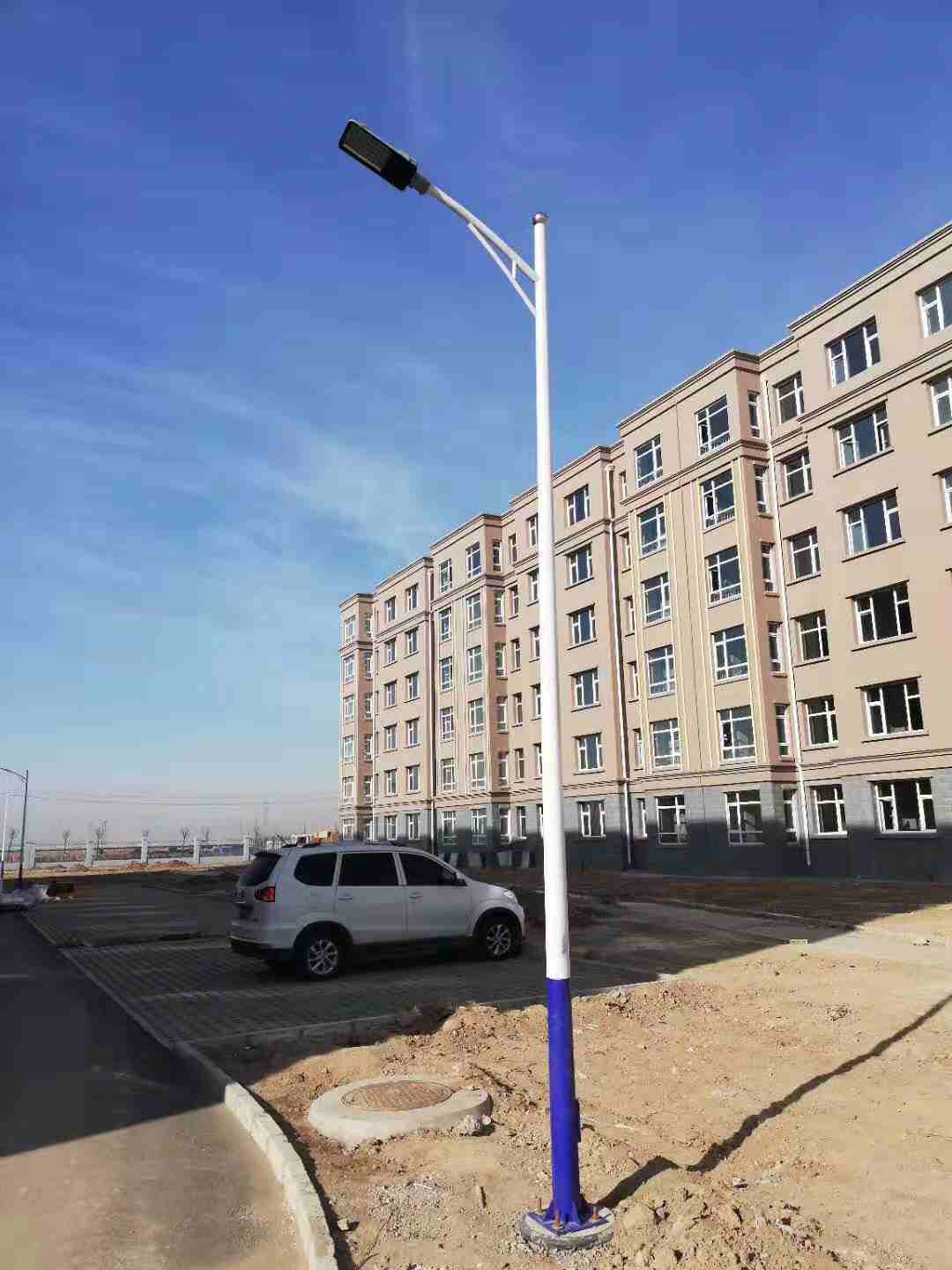 南堡开发区1.5米太阳能壁灯源头厂家厂家批发