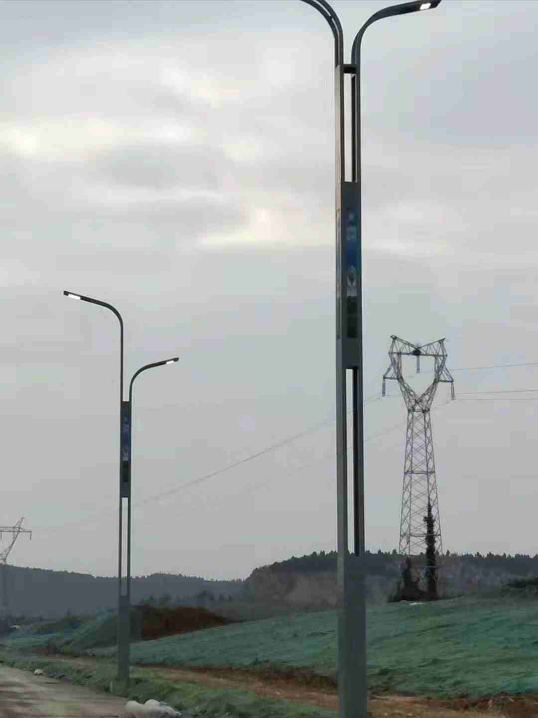 长治6米8米太阳能路灯厂家专做亮化工程