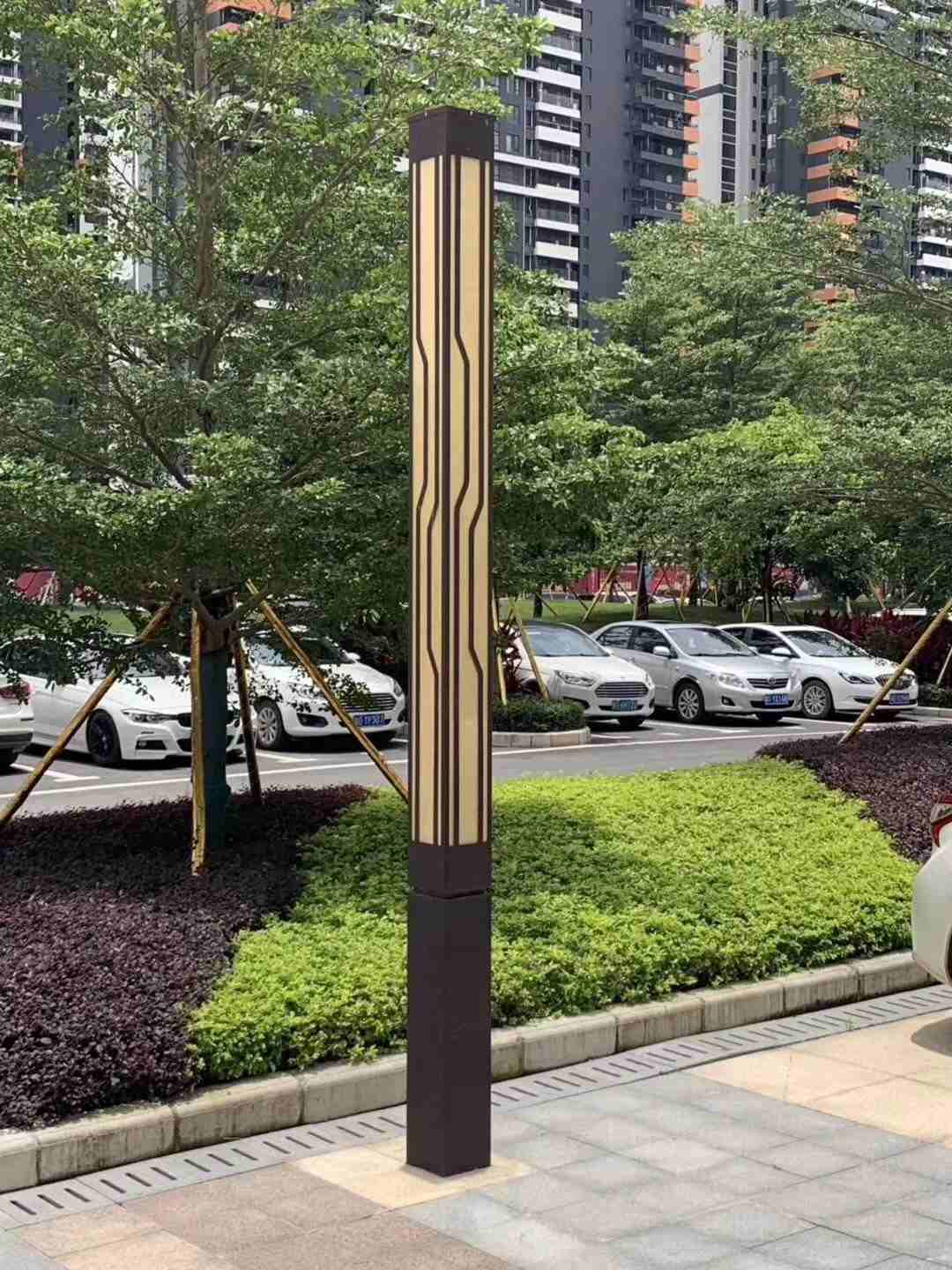 东乡族自治县院内太阳能路灯快递送货--楷举照明