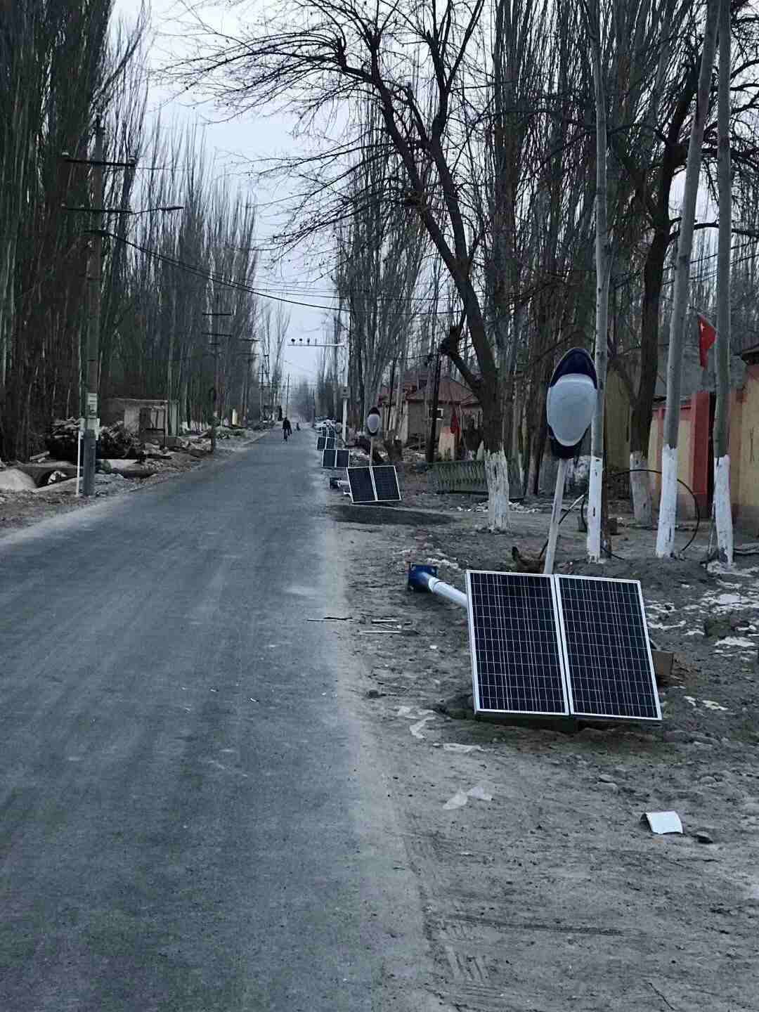 永吉县家用壁挂太阳能路灯包邮到家--楷举照明
