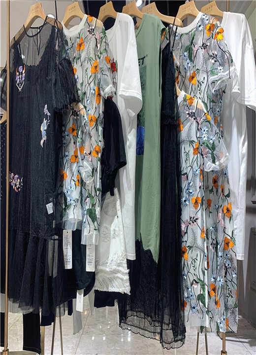 香港女装品牌宝贝玛丽专柜撤柜库存尾单货源  宝贝玛丽货源  直播女装货源