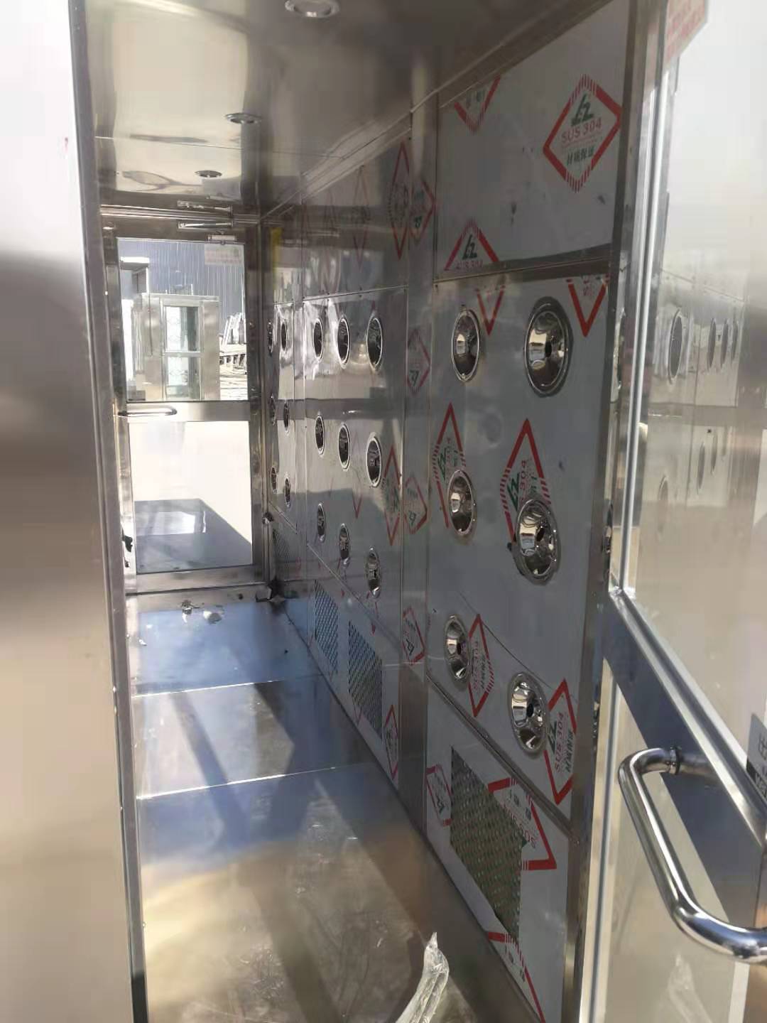 江苏苏州钢板风淋室定做 风淋门厂家 全自动货淋室 货淋室厂家定制 货淋室风淋室通道