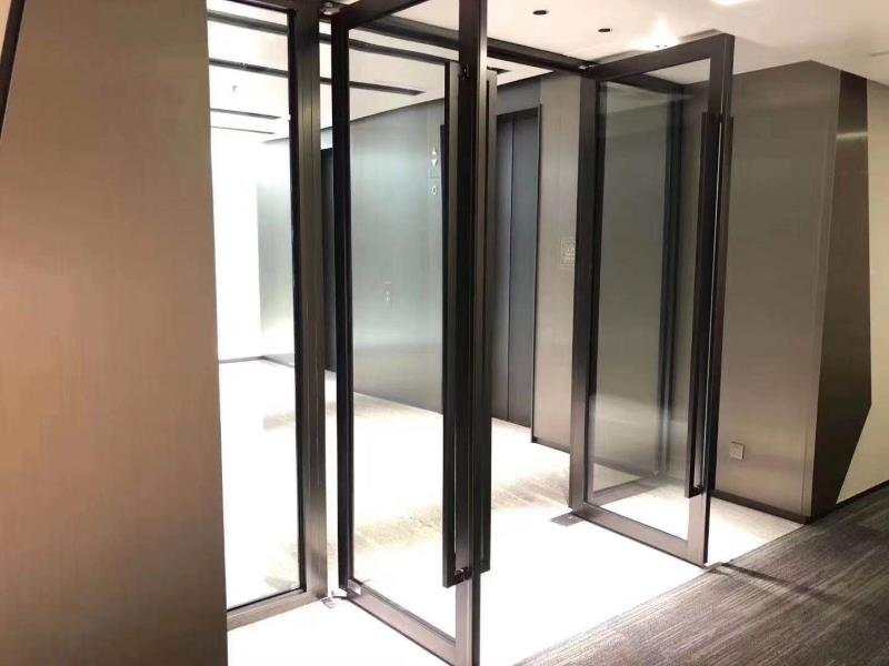 地弹簧式常闭式防火玻璃门 定制安装  乙级防火门