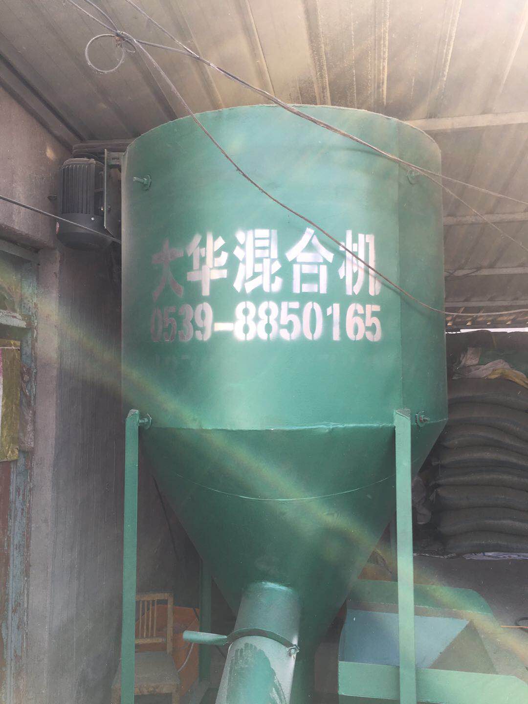 东营市饲料粉碎搅拌机多少钱