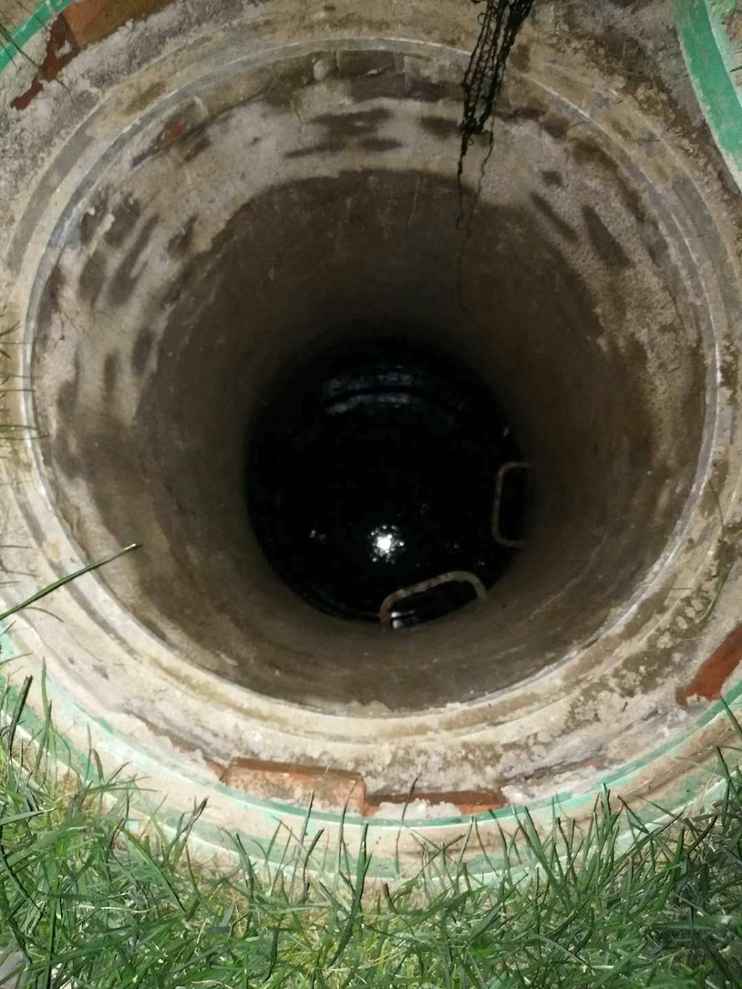 南独乐河沉淀池清理