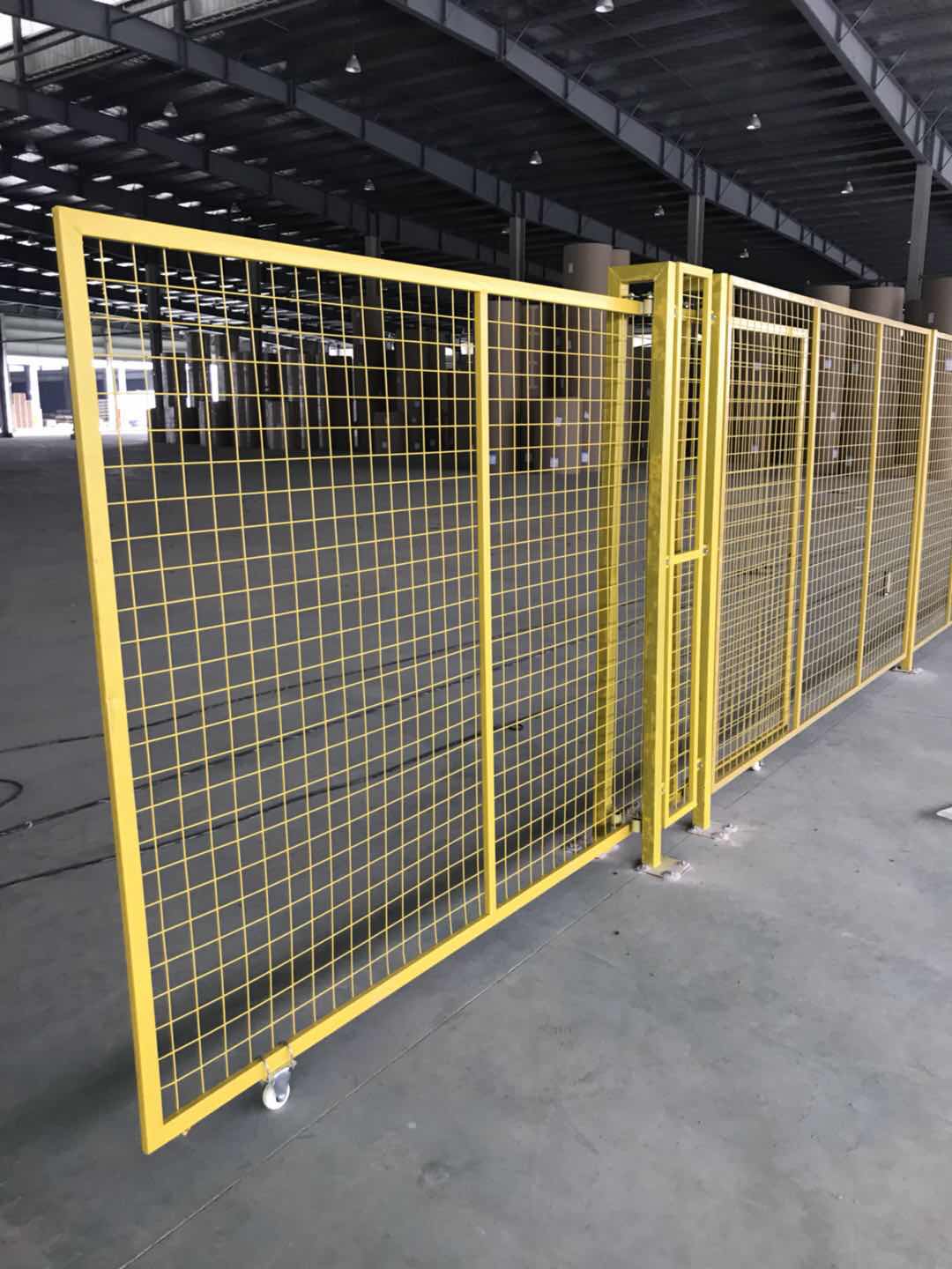 汕头工厂车间隔离网 肇庆金属隔离网  停车场围栏  护栏厂