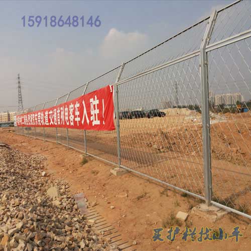 海口带刺防爬网 三亚景区防护网围栏  小区护栏网  钢板网围栏  护栏厂
