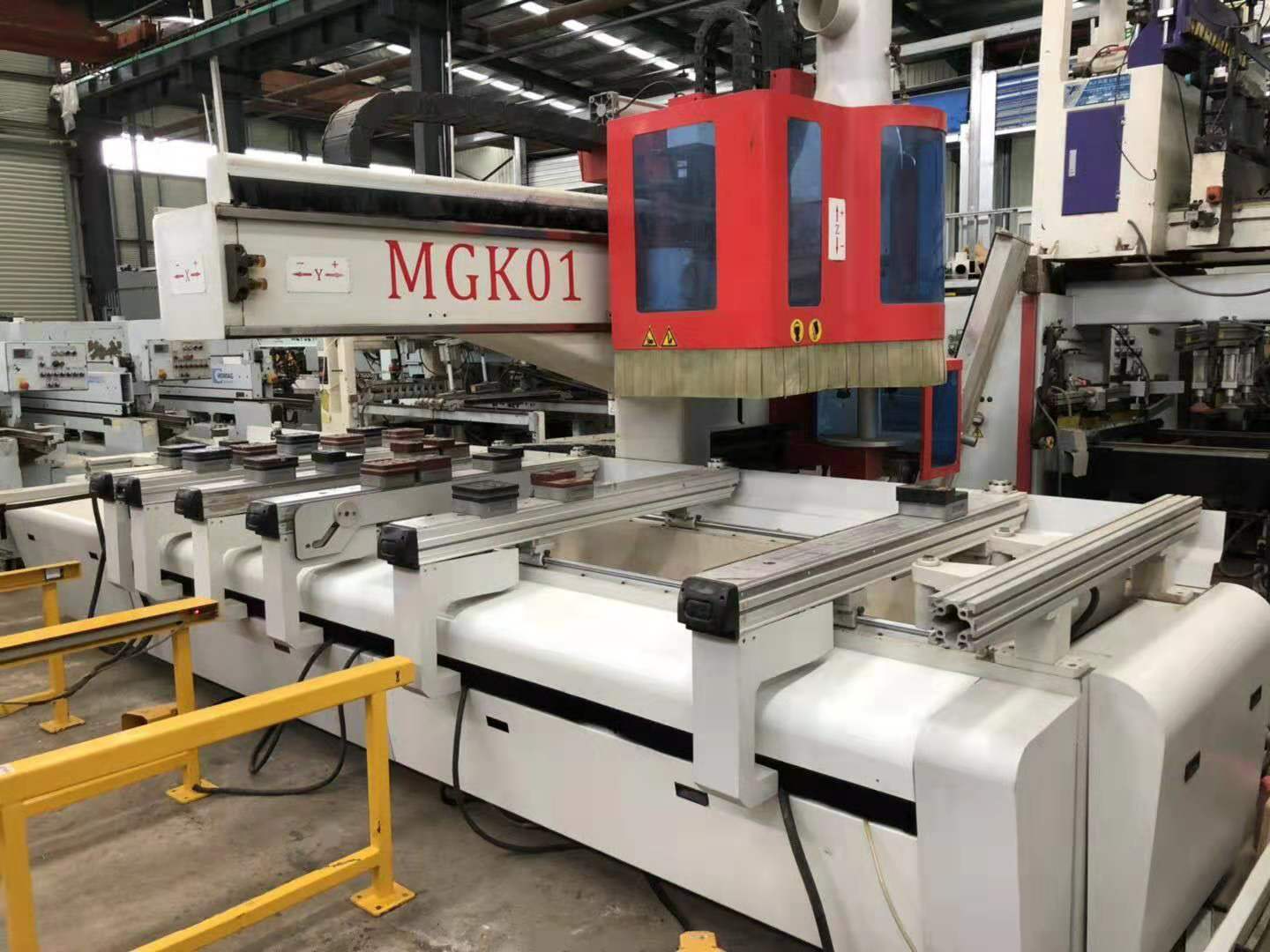 出售木工机械-南兴高速木材复合加工中心  家具设备  木工加工机械