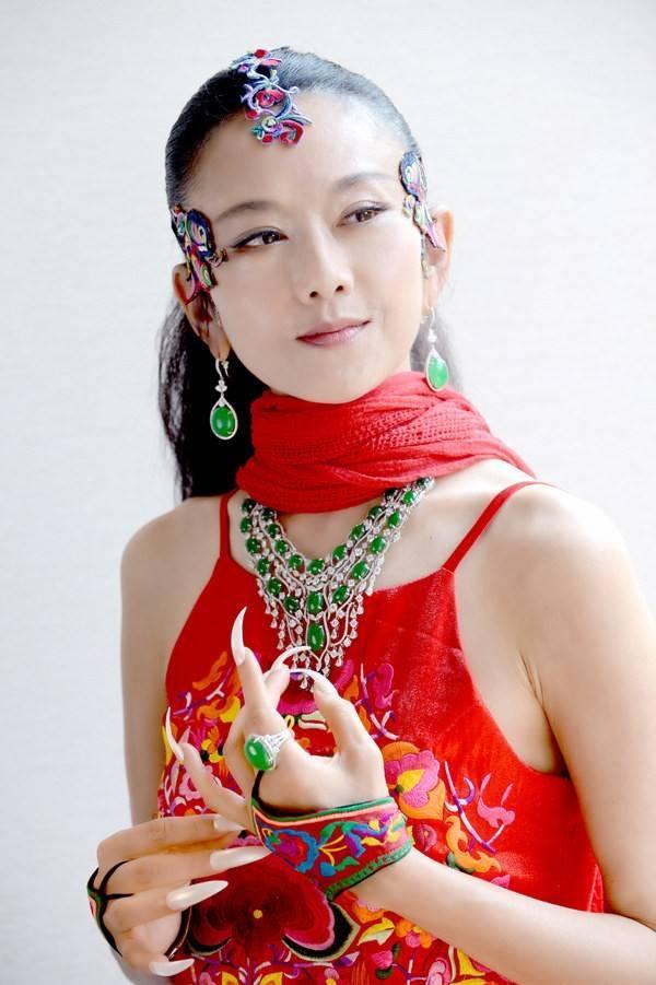 杨丽萍广告代言商演品牌推广baisu1123  商演演唱会  线上推广