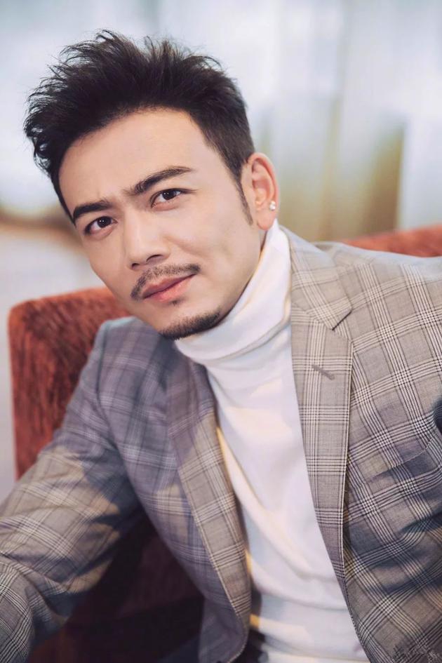 杨烁广告代言商演品牌推广baisu1123  商演演唱会  线上推广