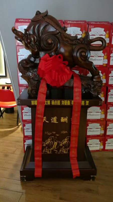 西安招财年大公牛摆件，财势如牛工艺品大摆件  财势如牛摆件  西安招财牛市摆件  开业铜牛摆件