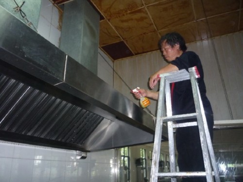 渭南沙发清洗地毯清洗大型油烟机清洗外墙清洗  渭南地毯清洗  渭南外墙清洗