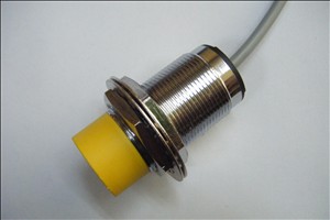 带插头LJA41-3008NK接近开关  带插头接近开关