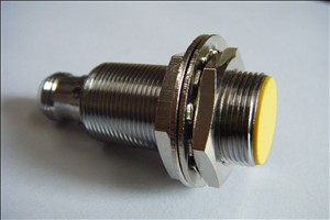 带插头LJA41-3008NK接近开关  带插头接近开关
