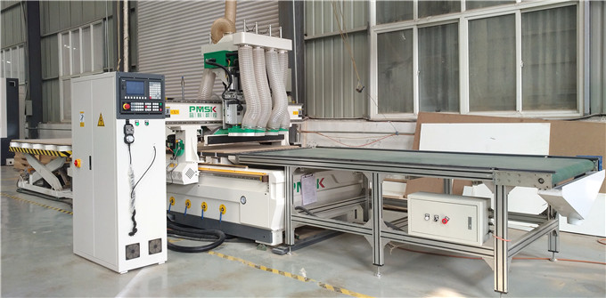 板式家具起步阶段四工序数控开料机
