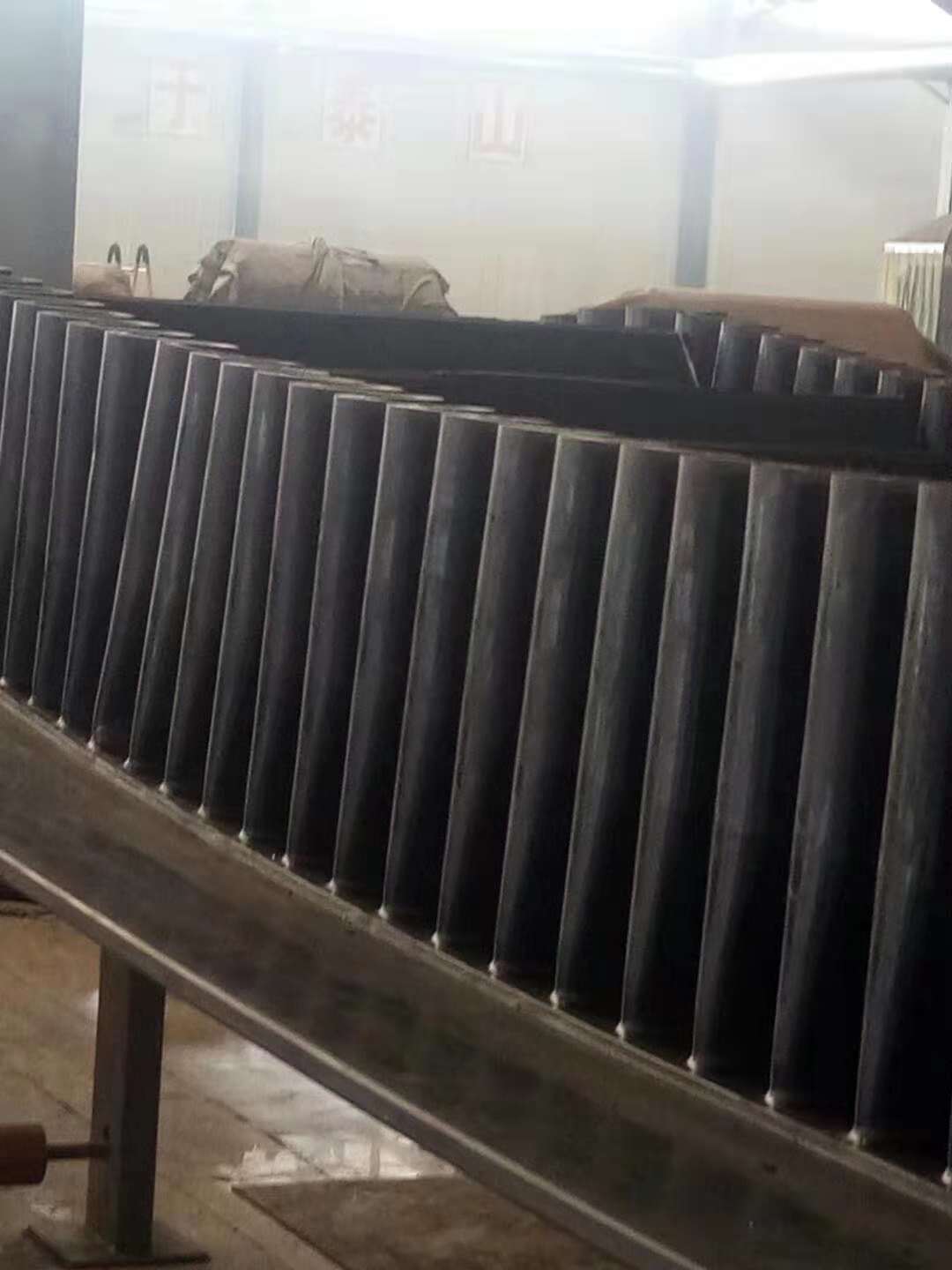 梯形波状挡边输送带  大倾角波状挡边输送带  裙边橡胶皮带  波状裙边提升带