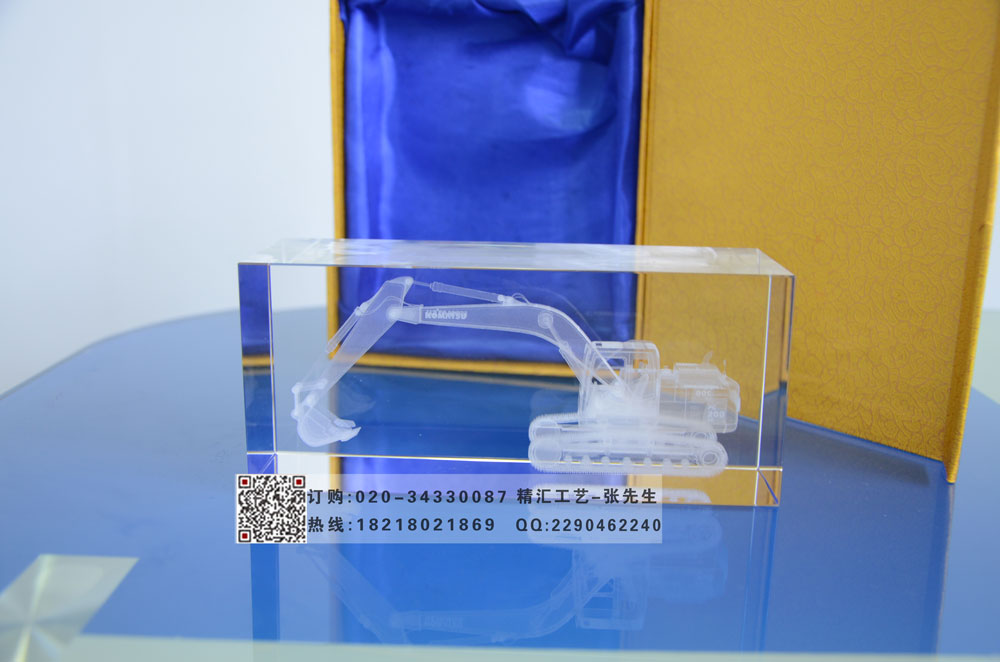 机械模型水晶内雕制作 挖掘机3D模型水晶内雕定制  机械模型内雕  挖掘机3D内雕制作