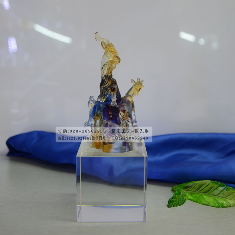 广州五羊雕像纪念品 琉璃五羊纪念品 特色纪念品  广州五羊纪念品  琉璃雕像纪念品  特色纪念礼品