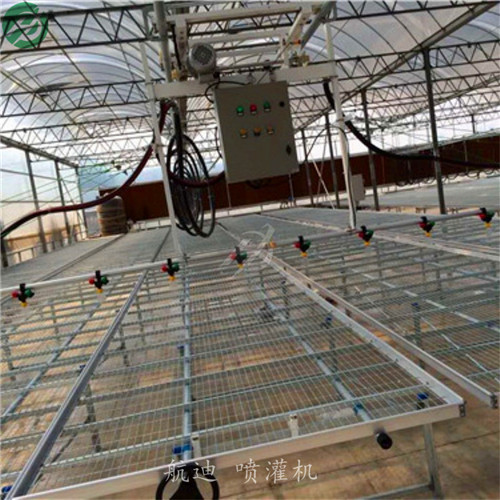 温室喷灌机 经济型移动喷灌机 农业灌溉新宠 温室移动喷灌机