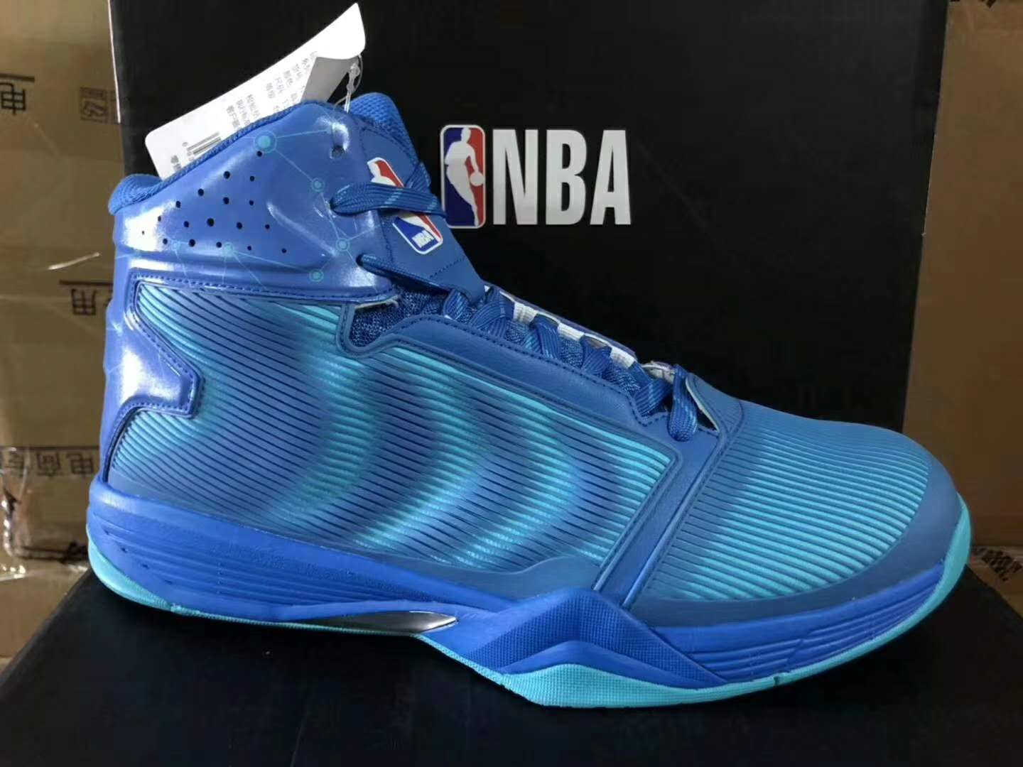 江枫品牌尾货提供安踏旗下NBA篮球鞋
