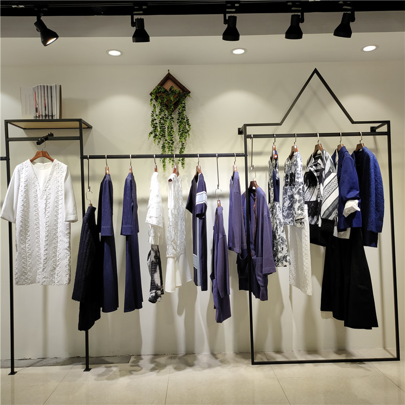 20年珂瑮瓁琪秋冬品牌女装折扣尾货批发  品牌折扣女装  女装尾货  品牌女装批发