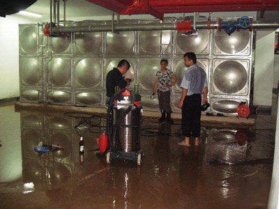 东莞万江洗水池洗水箱公司，生活水箱清洗，生活水池清洁&nbsp;&nbsp;水池清洗消毒&nbsp;&nbsp;水箱清洁