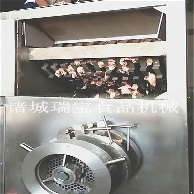 连骨肉大型破碎机  破碎冻鱼盘设备  大型冻鱼破碎一体机