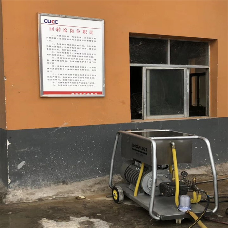 售卖铸件设备翻新机，除锈高压水枪厂家  除锈高压清洗机