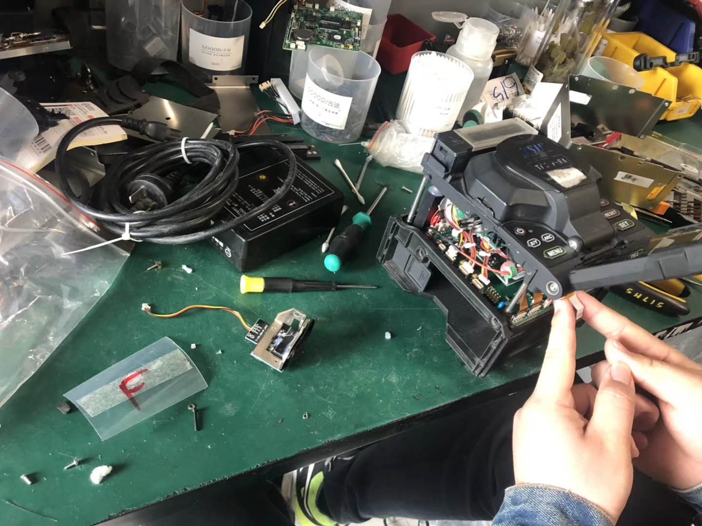 熔接机自动关机、加热故障、无法自检解决方法  熔纤机加热器故障  熔接机无法开机  熔接机无法自检