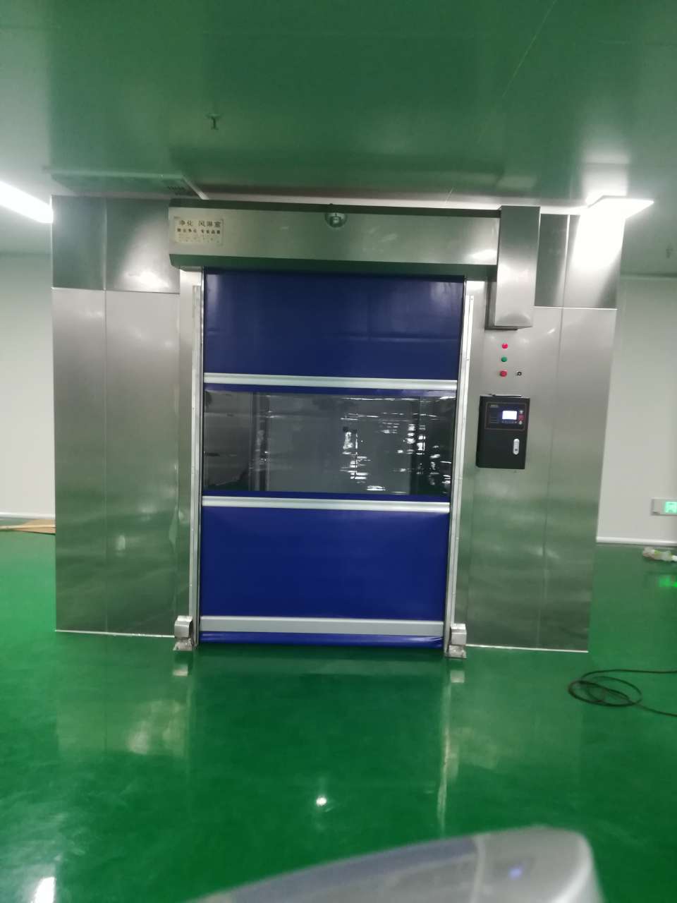 江苏苏州卷帘门风淋室 通道风淋室厂家