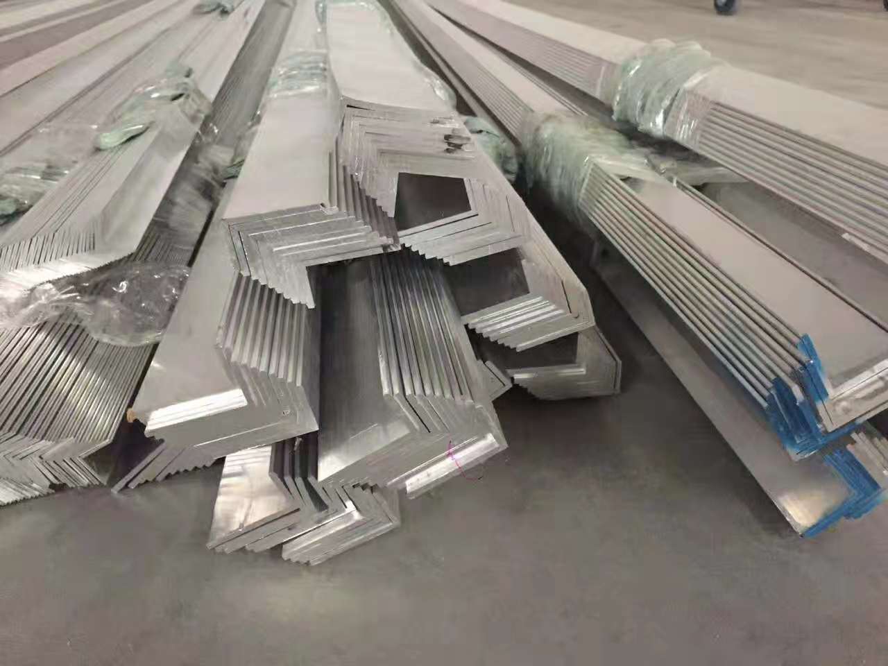 直角L型角铝大尺寸建筑用角铝  高硬度L型角铝