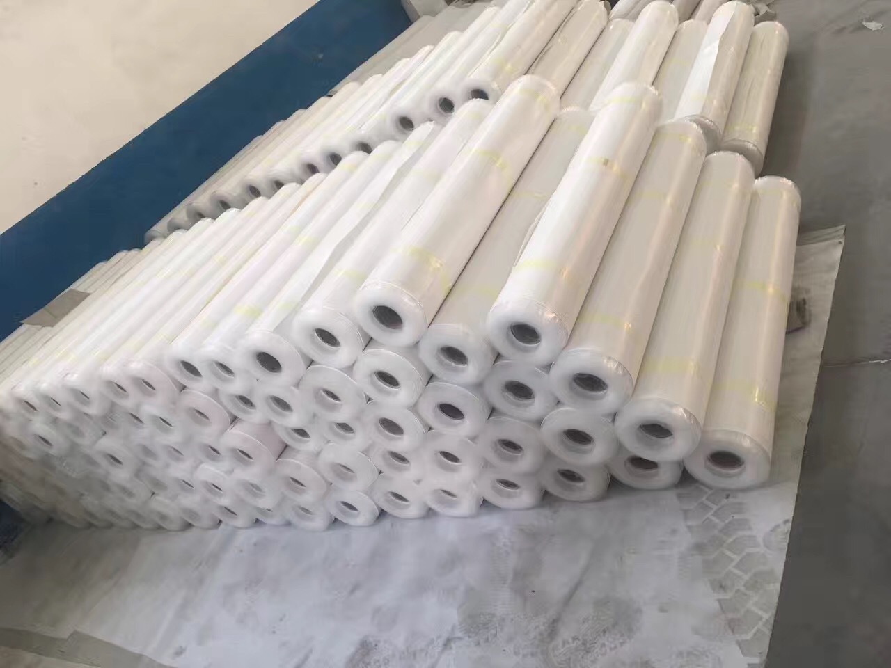 河北唐山晟诺厂家非沥青基自粘防水卷材直销价格  非沥青自粘卷材  防水卷材价格