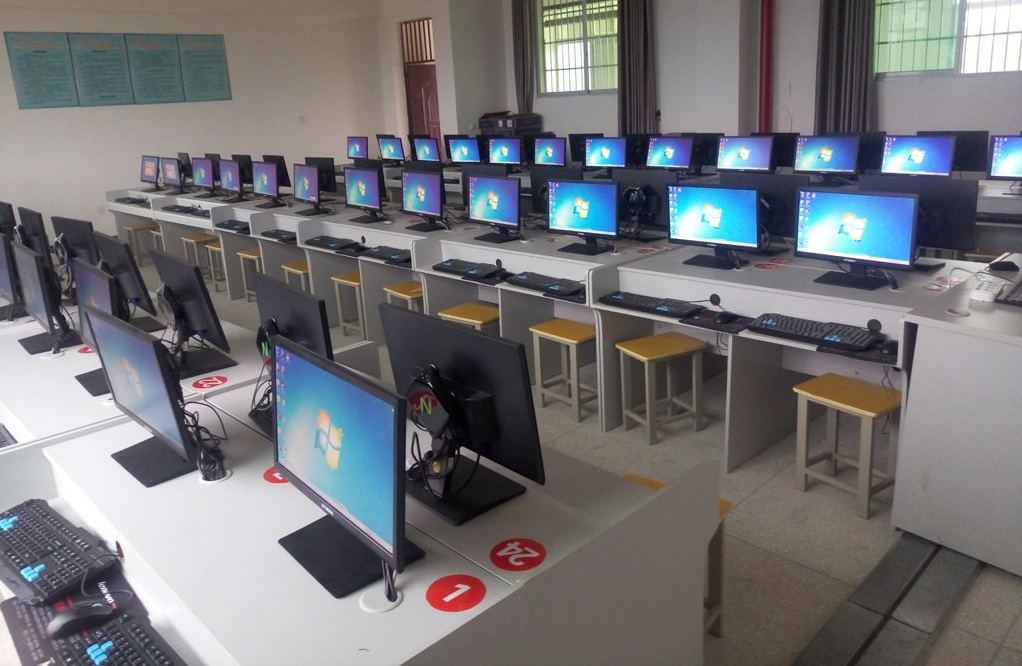 学校教学云教室  信息化教学