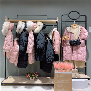 上海一线品牌折扣女装20冬丽芮高品质直播货源三荟服饰  上海一线品牌女装  20冬丽芮三荟服饰