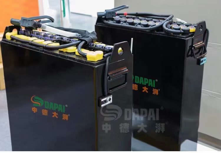 中德大牌合力充电器24v50A蓄电池电瓶24V48V80V  合力叉车  中德大湃  铅酸蓄电池