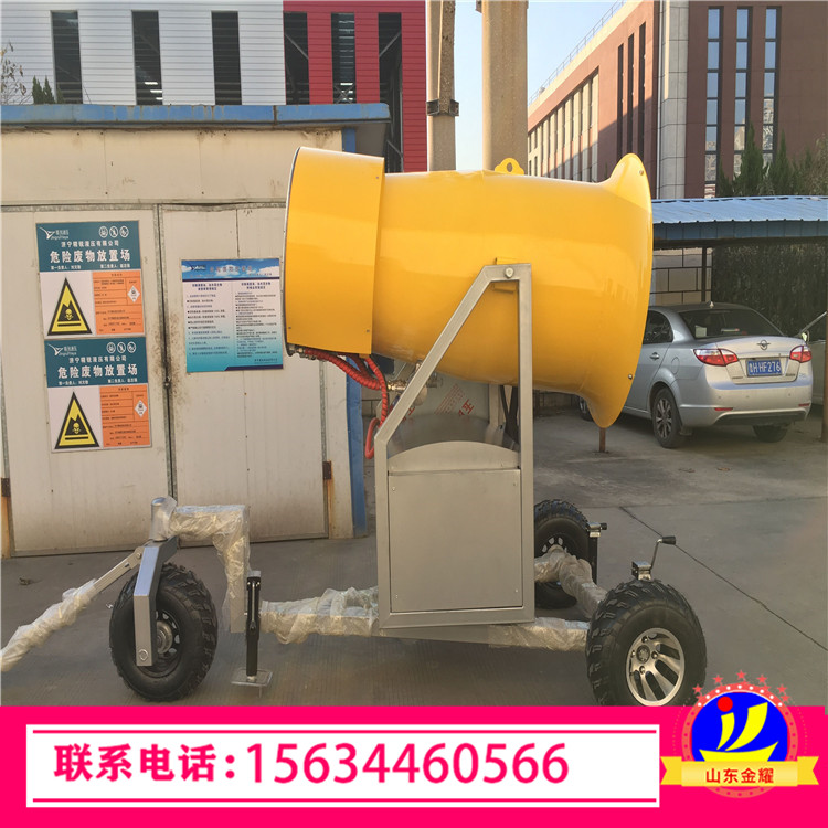 嬉雪乐园年会举办地 造雪机喷雪面积 雪质优雪花大  国产造雪机
