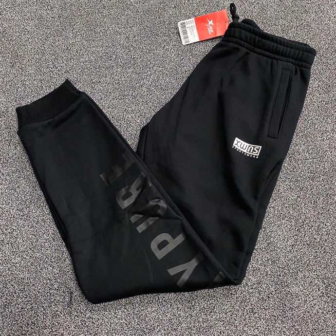 国内正品运动服装尾货货源  品牌库存尾货