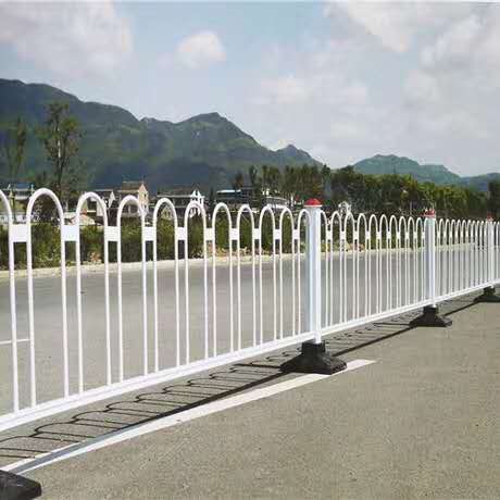 山西太原琪杰道路护栏-园区护栏  山西道路护栏  防撞护栏