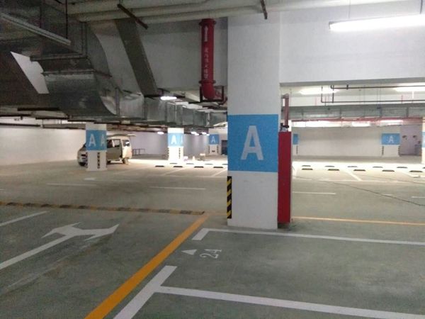 南京道路划线-停车场交通标线划线及地下车库辅助设施  南京停车场画线  南京停车场设施