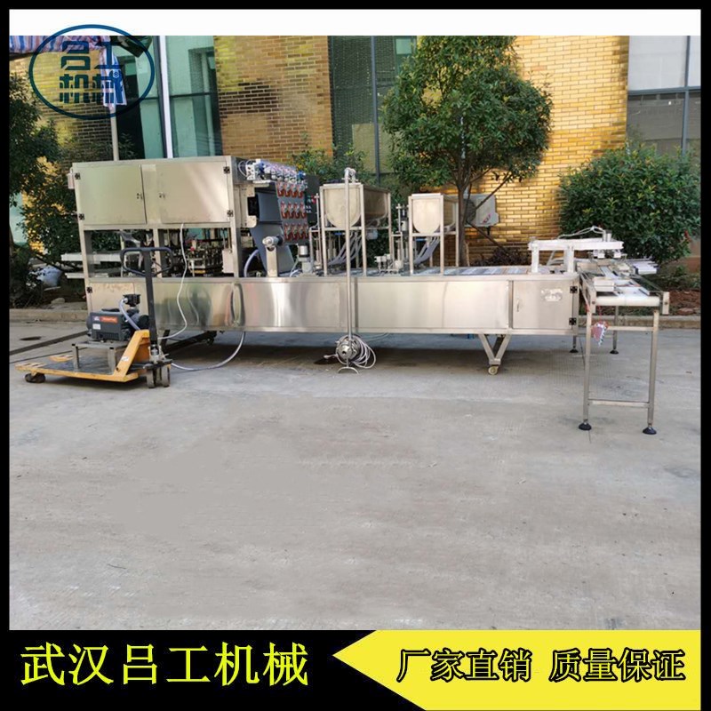 吕工牌碗装梅菜扣肉灌装汤汁抽真空全自动封口机厂家  塑料碗汤汁灌装封口机  碗装扣肉封口机  真空封口机