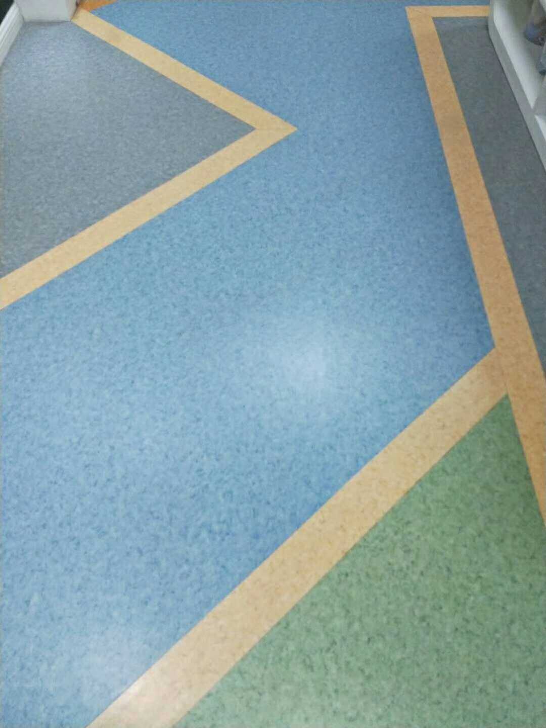 蓬安PVC塑胶地板乒乓球地胶  晶磨石地坪  塑胶跑道